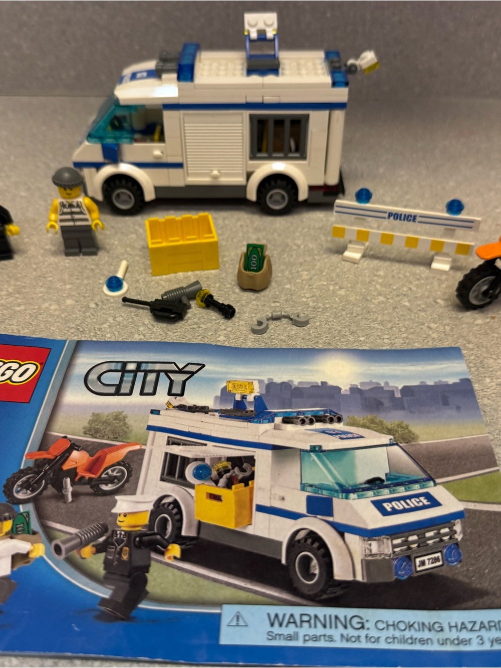 7286 LEGO City Prisoner Transport